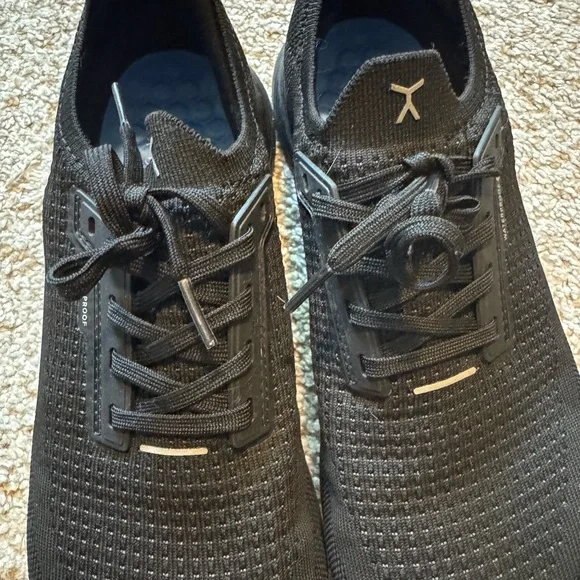 Black Performance Sneakers for Men and Women - Picture 8 of 9